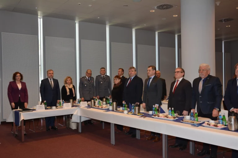 Posiedzenie Wojewódzkiej Rady Bezpieczeństwa Ruchu Drogowego w Poznaniu 2019 foto2