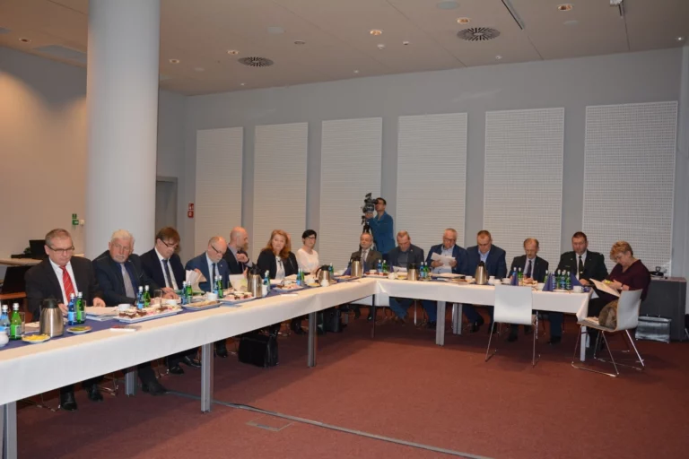 Posiedzenie Wojewódzkiej Rady Bezpieczeństwa Ruchu Drogowego w Poznaniu 2019 foto4