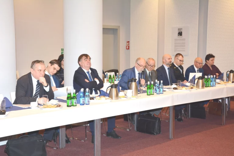 Posiedzenie Wojewódzkiej Rady Bezpieczeństwa Ruchu Drogowego w Poznaniu 2020 foto2