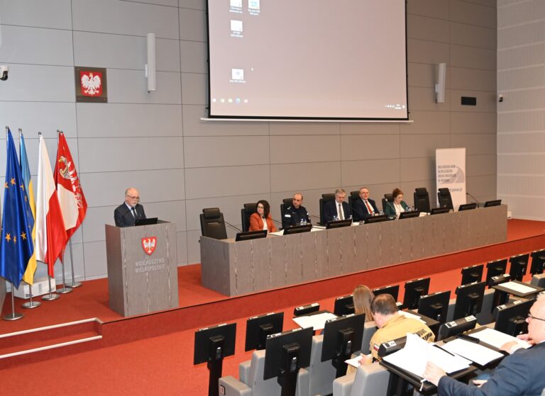 Posiedzenie Wojewódzkiej Rady Bezpieczeństwa Ruchu Drogowego w Poznaniu 2023 foto3
