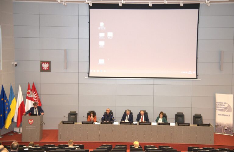 Posiedzenie Wojewódzkiej Rady Bezpieczeństwa Ruchu Drogowego w Poznaniu 2023 foto5