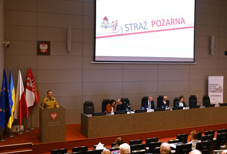 Posiedzenie Wojewódzkiej Rady Bezpieczeństwa Ruchu Drogowego w Poznaniu 2023 foto8